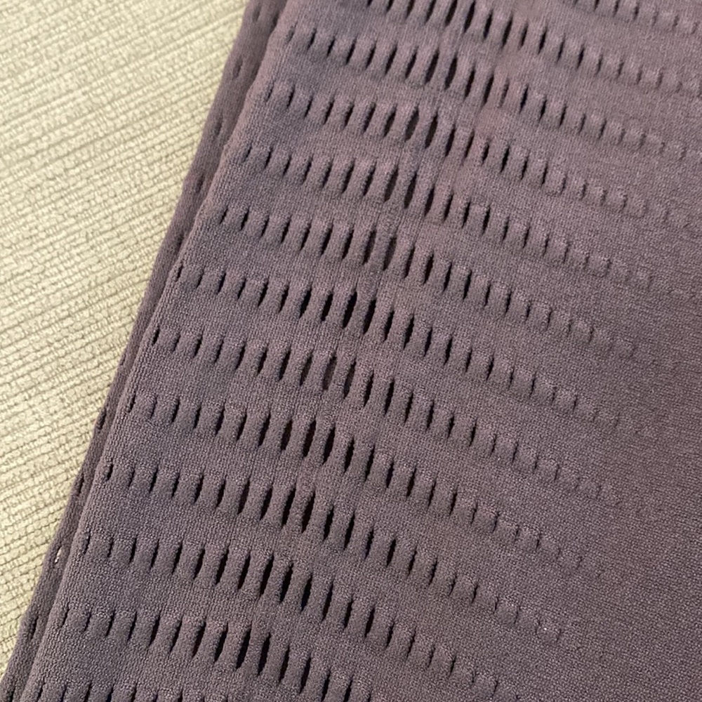 Fabletics High Waited Sculptknit Dot Leggings - Size Extra Small or Small - Picture 3 of 8